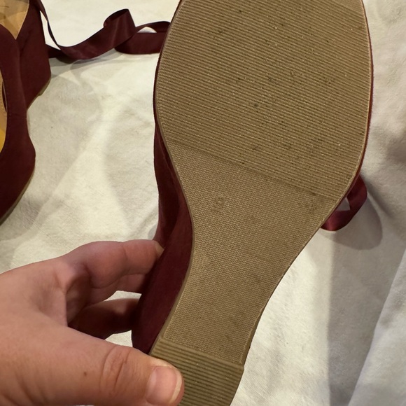 Loft Peep toe Wedges - Picture 2 of 5